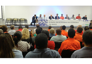 Seminário aponta atuação conjunta de empresariado e trabalhadores contra decisão da Petrobrás