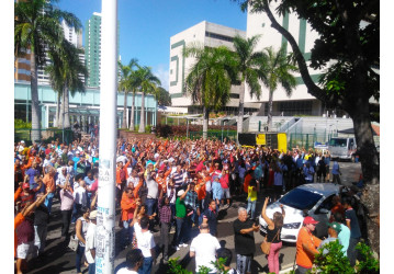 Na Bahia, cerca de 1500 petroleiros participam de ato em defesa da Petros, AMS e contra a privatização da Petrobrás