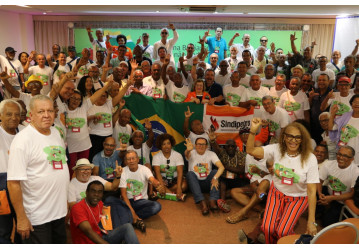 A ordem é defender o Sistema Petrobrás, os direitos da categoria e a liberdade sindical, decidem petroleiros da Bahia em seu  8º Congresso