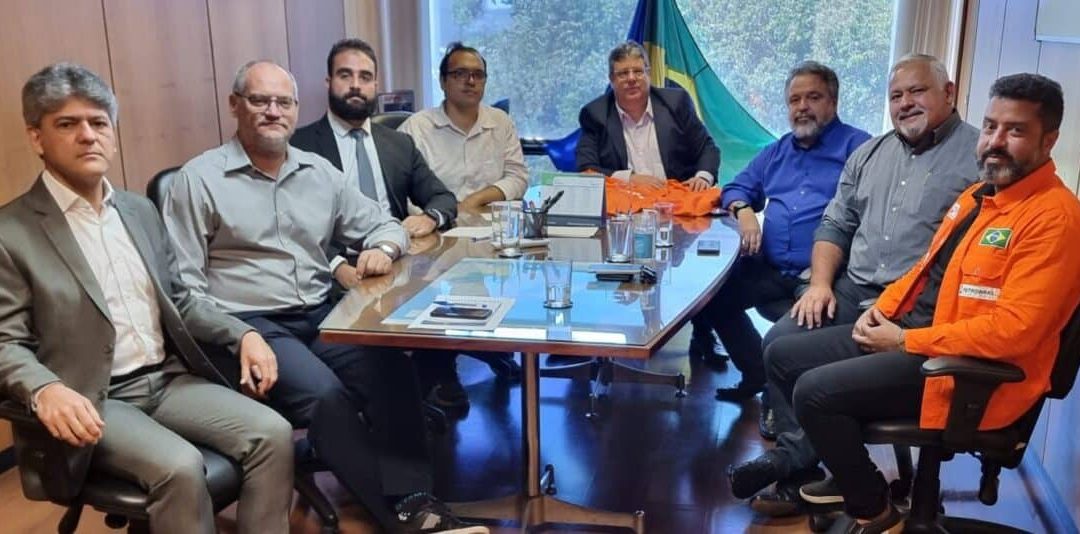 Direção da FUP reforça pauta em defesa dos participantes e assistidos da Petros em reunião com o novo secretário de previdência complementar