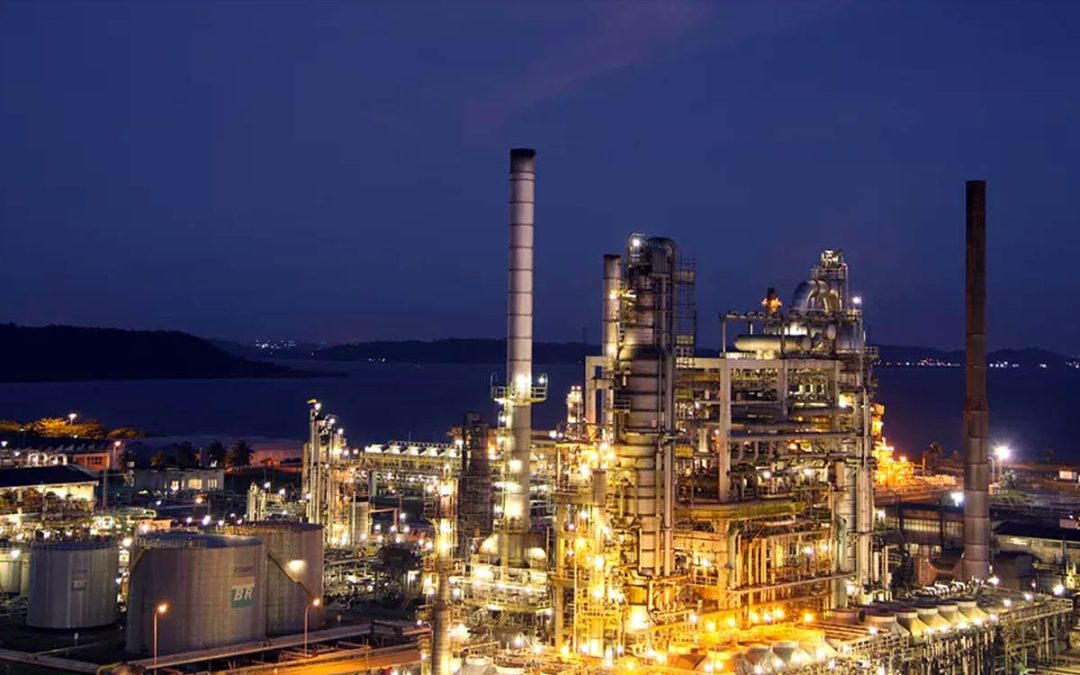 Antigos trabalhadores da RLAM esperam respostas da direção da Petrobrás em reunião marcada para o dia 15/06