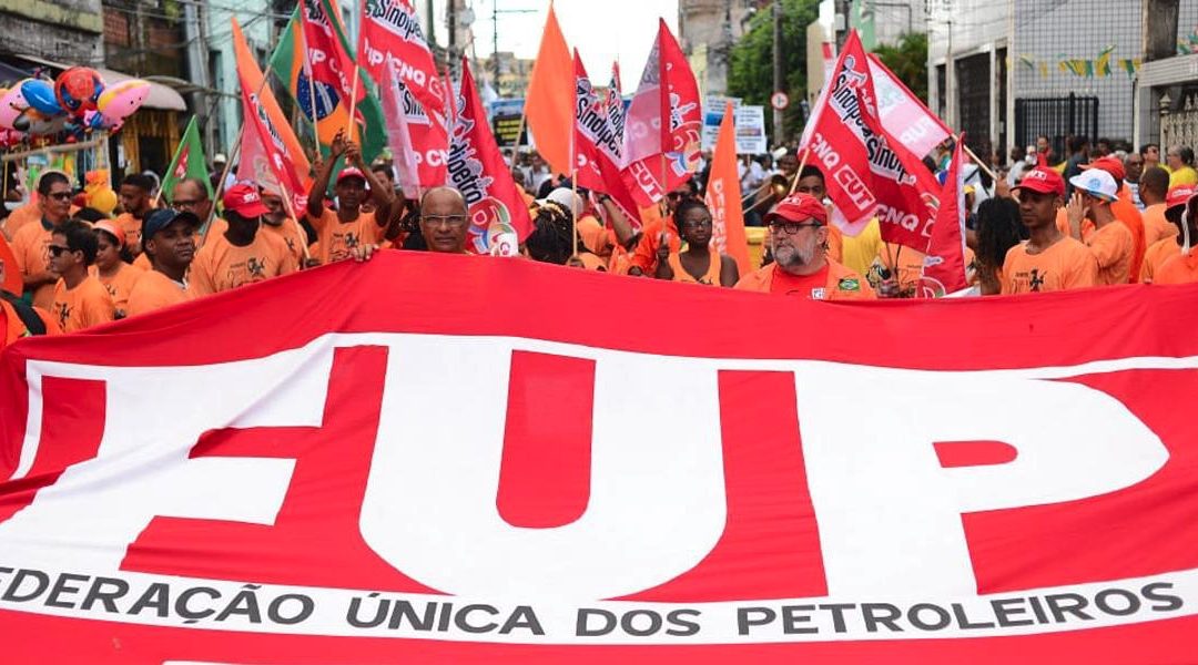 Petroleiros da Bahia aprovam taxa assistencial para campanha em defesa da Petrobrás e da cidadania