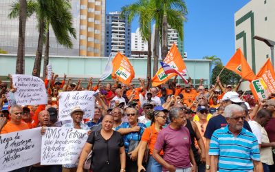 Ninguém aguenta mais! Gritam petroleiros baianos em ato pelo fim dos equacionamentos da Petros