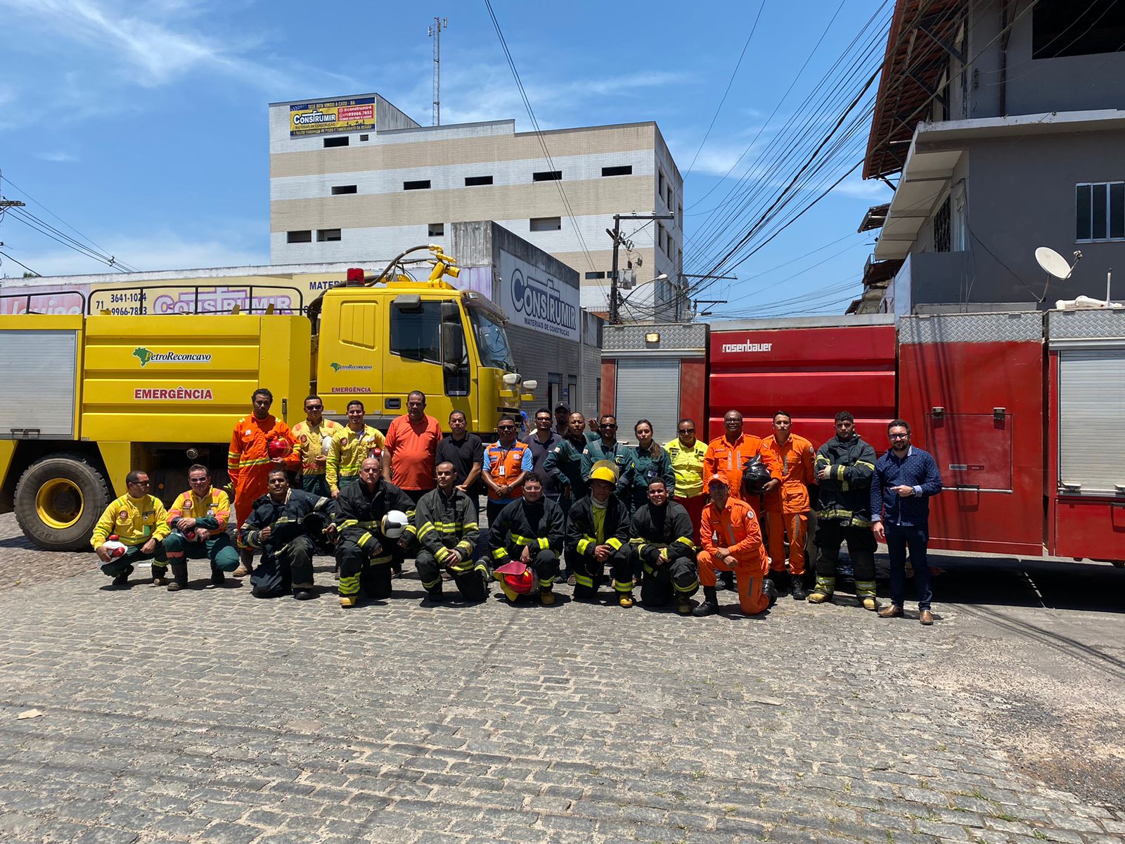 Sindipetro mobiliza equipes da PetroReconcavo e da 3R Petroleum para combater incêndio em loja de Catu