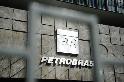 Saiba como estão as ações coletivas contra a Petrobrás ajuizadas pelo Sindipetro-Ba em favor dos trabalhadores da ativa, aposentados e pensionistas