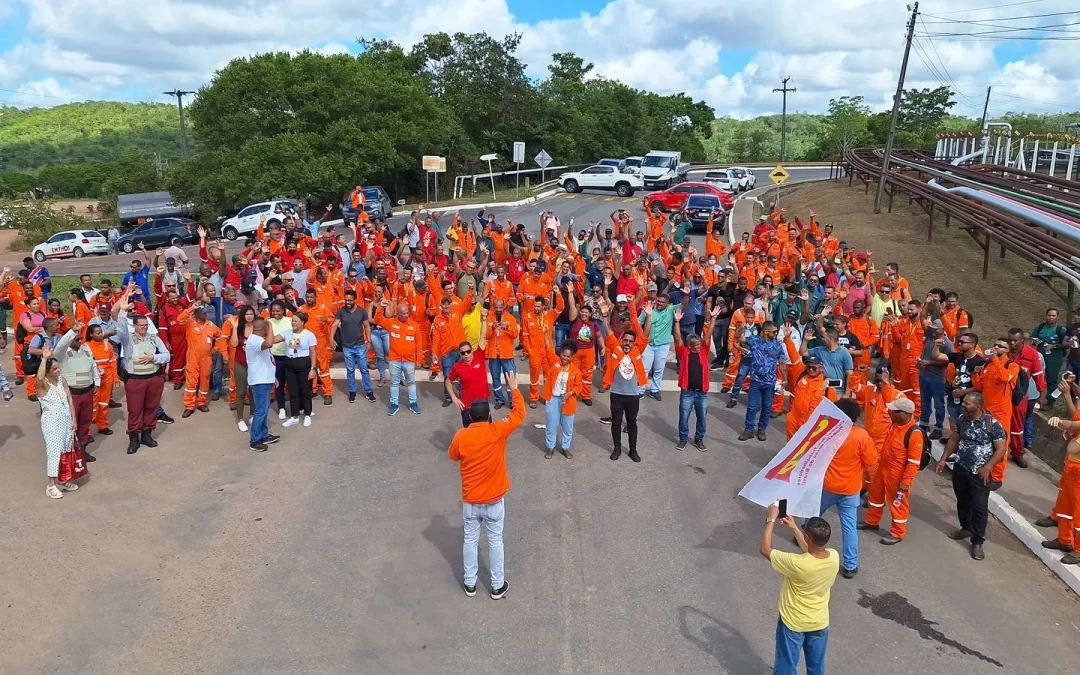 Greve no Sistema Petrobrás cobra respeito da gestão da empresa aos Fóruns de Negociação