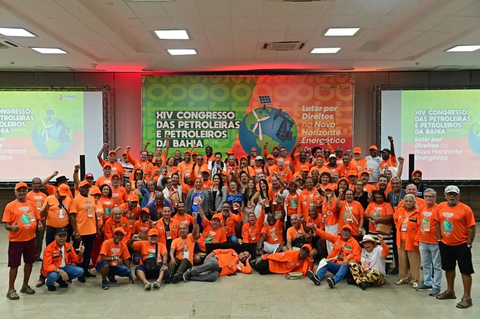 Petroleiras e petroleiros da Bahia encerram congresso reforçando a importância da categoria na luta por uma transição energética justa