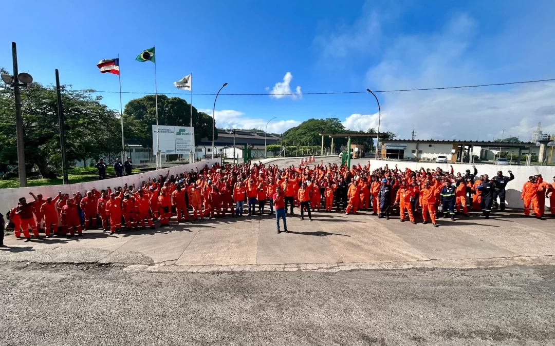 A Bahia não está à Venda: categoria petroleira segue se manifestando contra a privatização dos campos de produção do estado
