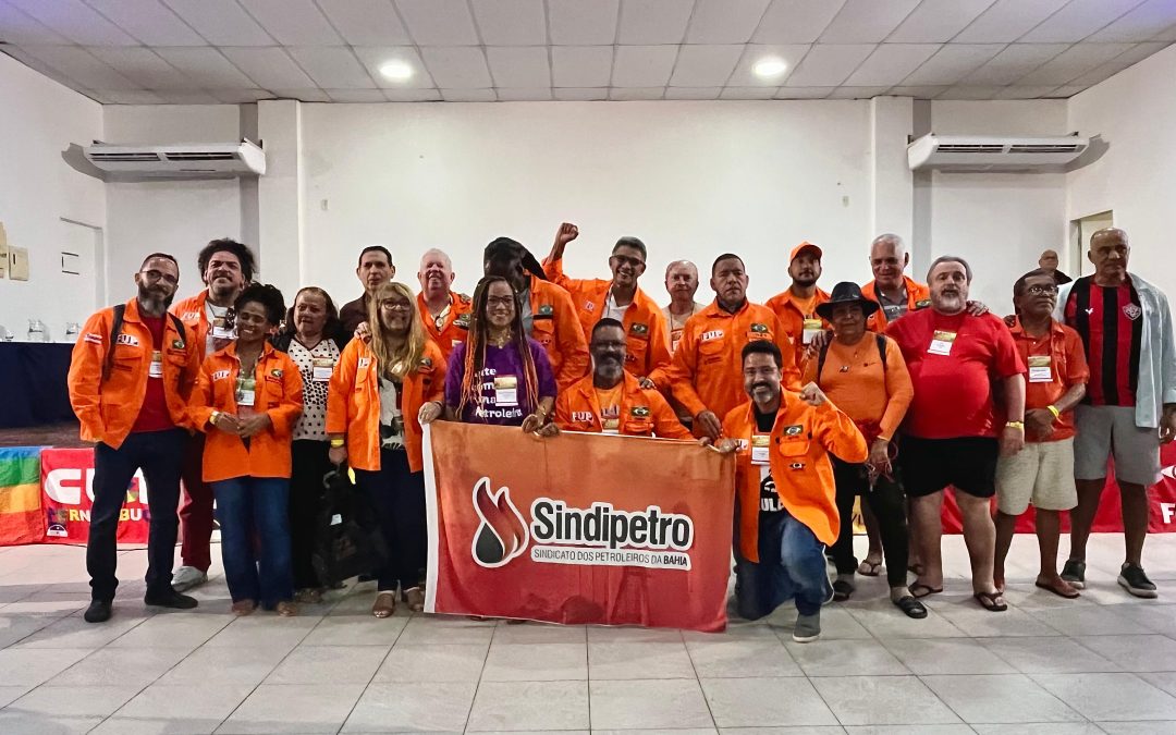 Reunificação da categoria petroleira, defesa da soberania e reeleição de Lula dão o tom do primeiro dia da 12ª Plenafup