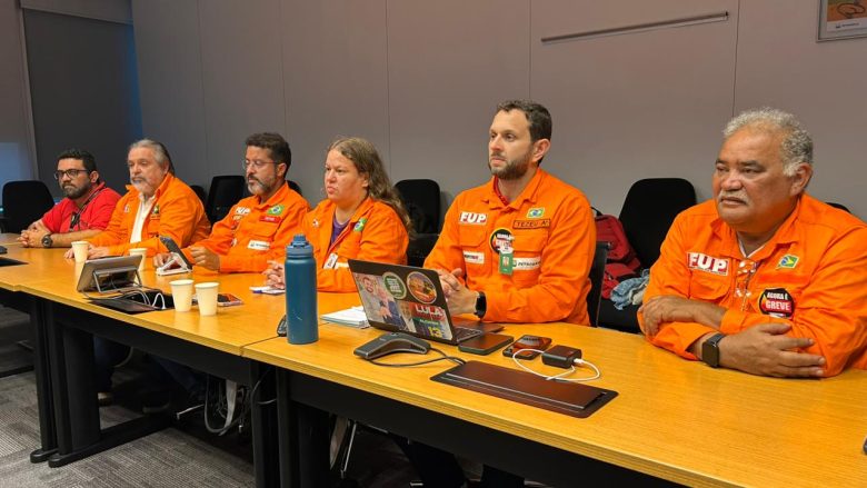 ACT Sistema Petrobrás: Greve arranca nova contraproposta e FUP convoca Conselho Deliberativo