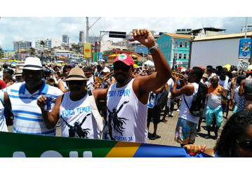 Sindipetro leva para a festa de Iemanjá o protesto contra a privatização do Sistema Petrobrás