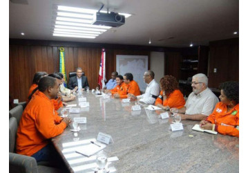 Em reunião com o Sindipetro, governador Rui Costa afirma sua posição contra a venda de unidades do Sistema Petrobrás na Bahia
