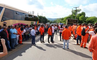Bahia – Em mobilização, petroleiros reafirmam união para lutar por seus direitos e contra a privatização da Petrobrás