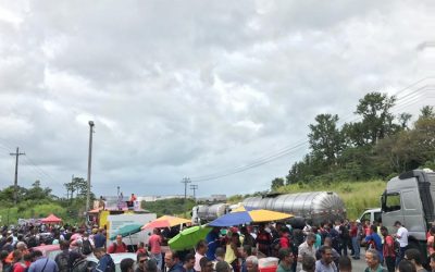 Na Bahia, greve dos petroleiros tem adesão de trabalhadores próprios e terceirizados