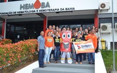 Em greve, petroleiros vão ao Hemoba doar sangue