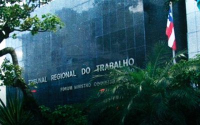 O TRT-BA decidiu a favor dos trabalhadores(as) da RLAM em um processo movido pelo Sindipetro-BA