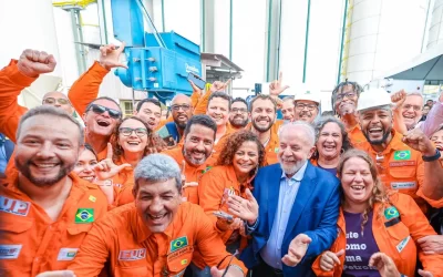 Lula reafirma compromisso com a retomada da indústria naval: “Alugar um navio lá fora não gera emprego aqui”